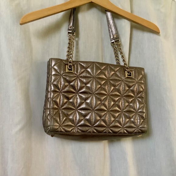Kate Spade quilted metallic gray shoulder bag - Picture 2 of 10